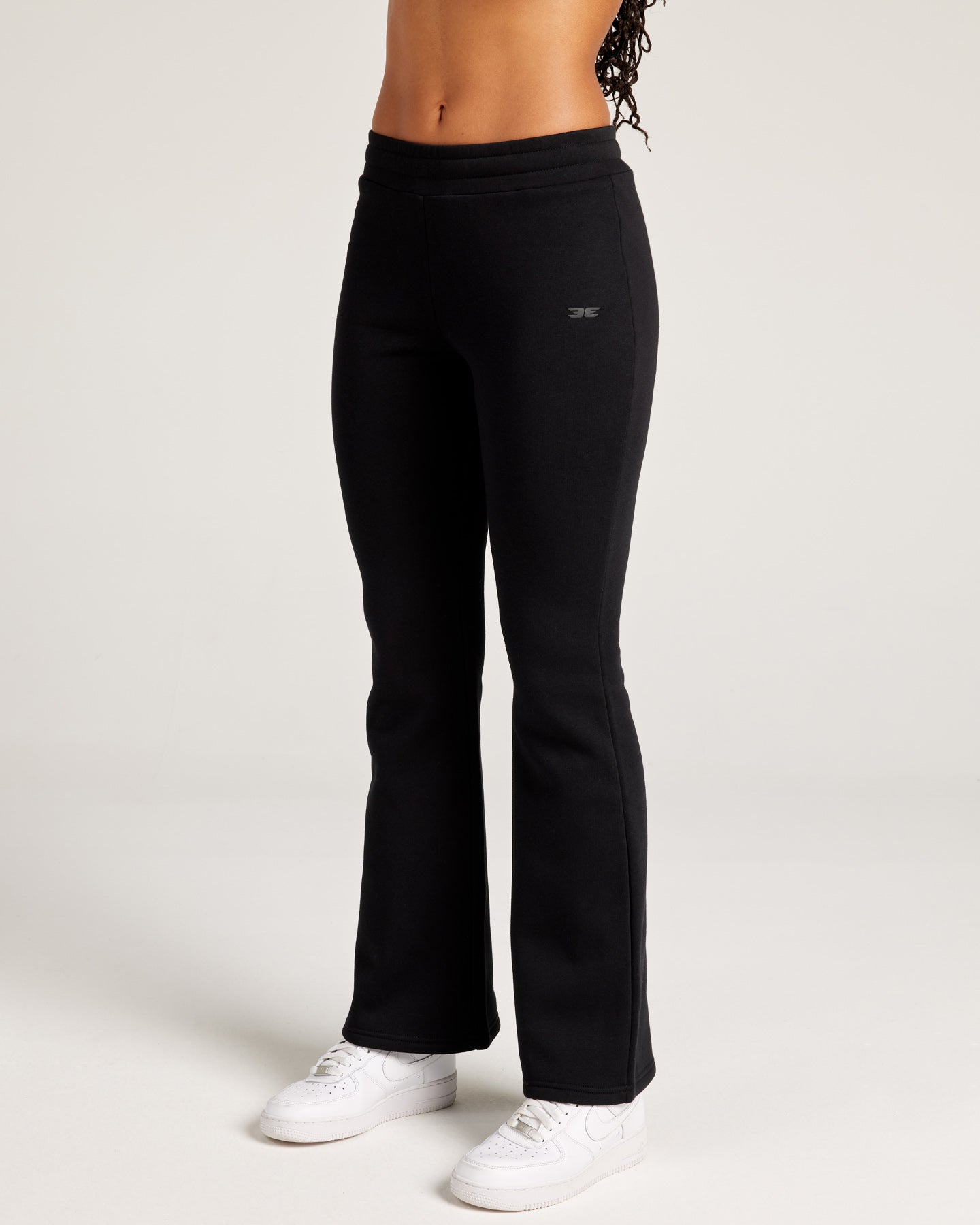 Omni Flare Trackpants - Black